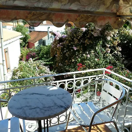 Nitsa Guest house